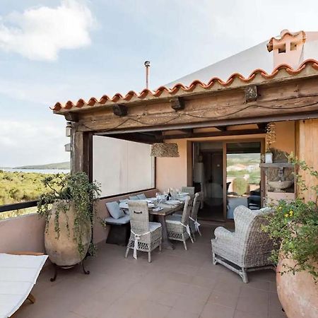 Romantico Appartamento Vista Mare Porto Pozzo Exterior photo