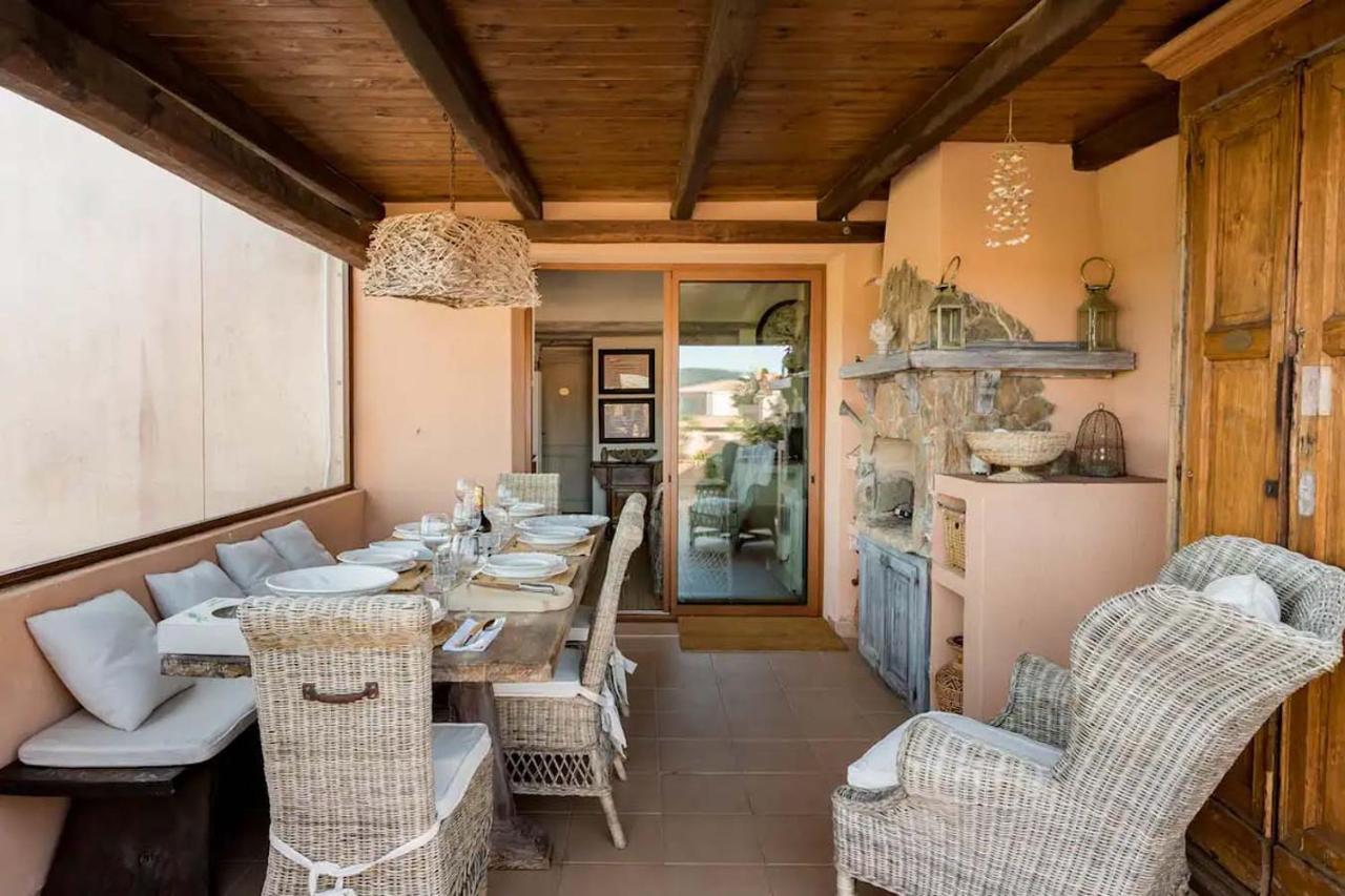 Romantico Appartamento Vista Mare Porto Pozzo Exterior photo